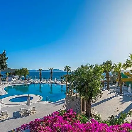 Labranda Tmt Bodrum فندق غومْبيت
