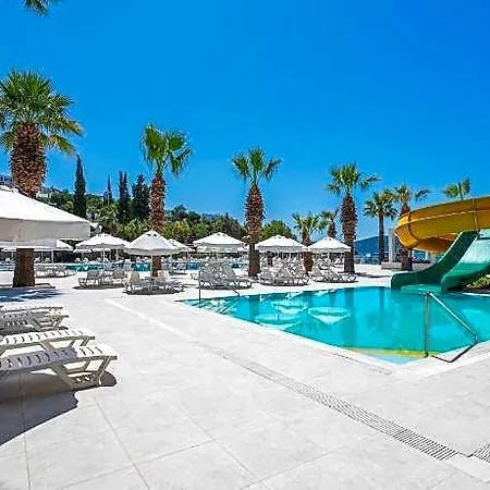 Labranda Tmt Bodrum 5* غومْبيت
